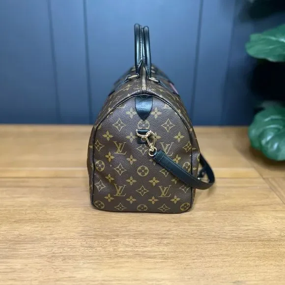 COPY - 💯 AUTH Louis Vuitton Speedy 35 custom My World Tour bag - Picture 3 of 14